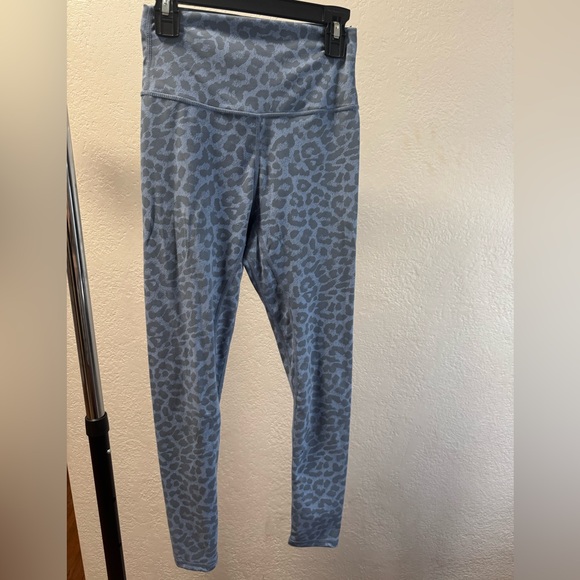 LuLu Align Leggings - Picture 1 of 2